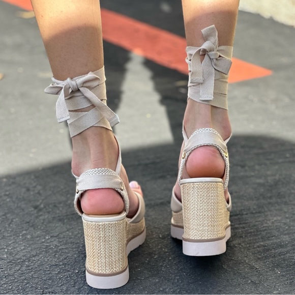 Nude ballerina wrap wedge platforms - Picture 3 of 4